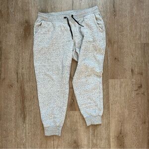 Canadiana Men’s Gray Sweatpants with Tapered Fit and Drawstring Waist